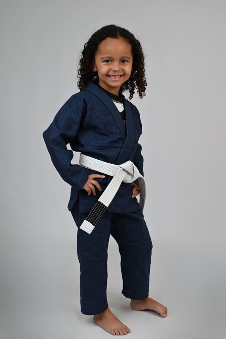 Kimono Feminino MIRIM, 4 e 5 anos. Marinho Kimono Feminino MIRIM, 4 e 5 anos. Marinho