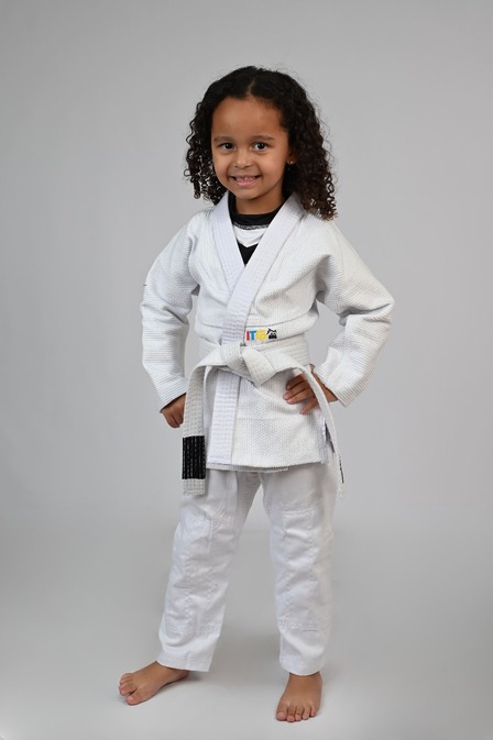 Kimono Feminino MIRIM, 4 e 5 anos. Branco