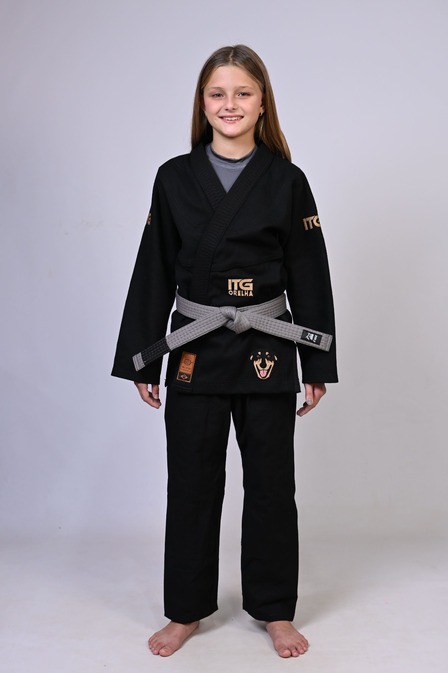 Kimono Infantil In The Guard ORELHA Feminino. padrão CBJJ - Preto