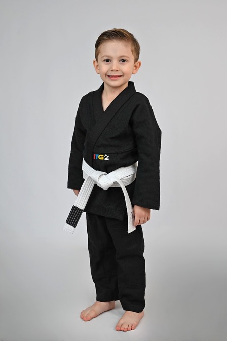 Kimono MIRIM, 4 e 5 anos. Preto Padrão CBJJ