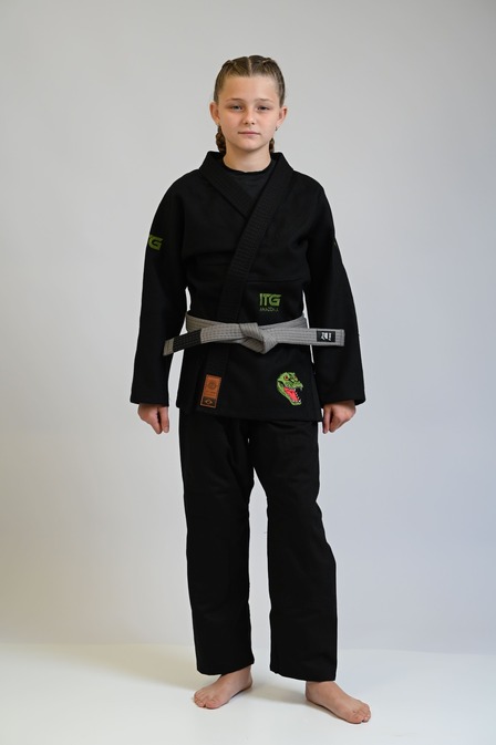 Kimono Infantil In The Guard Jacaré Feminino PRETO - padrão CBJJ