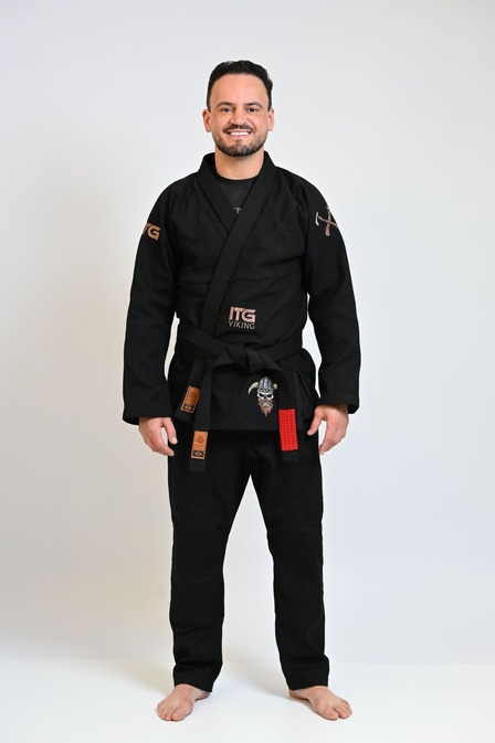 Kimono In The Guard Pró Viking Preto