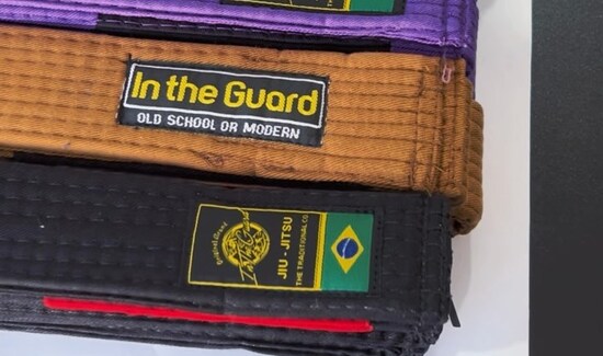 As faixas de jiu-jitsu: cores, ordem, graus, ponteiras